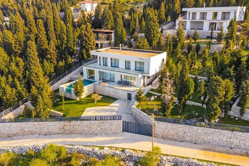 Villa Serenity Luxury Lakeside Manor Shiroka Albania